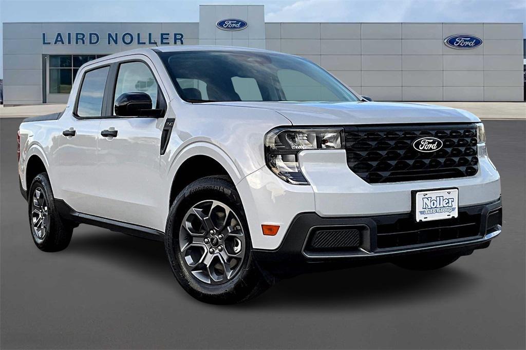 new 2025 Ford Maverick car, priced at $37,999