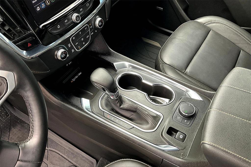 used 2023 Chevrolet Traverse car, priced at $34,624