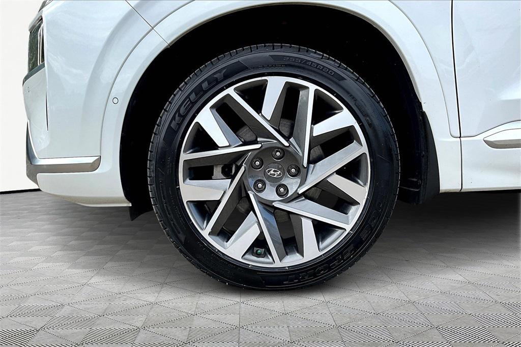 used 2022 Hyundai Santa Fe car, priced at $28,368