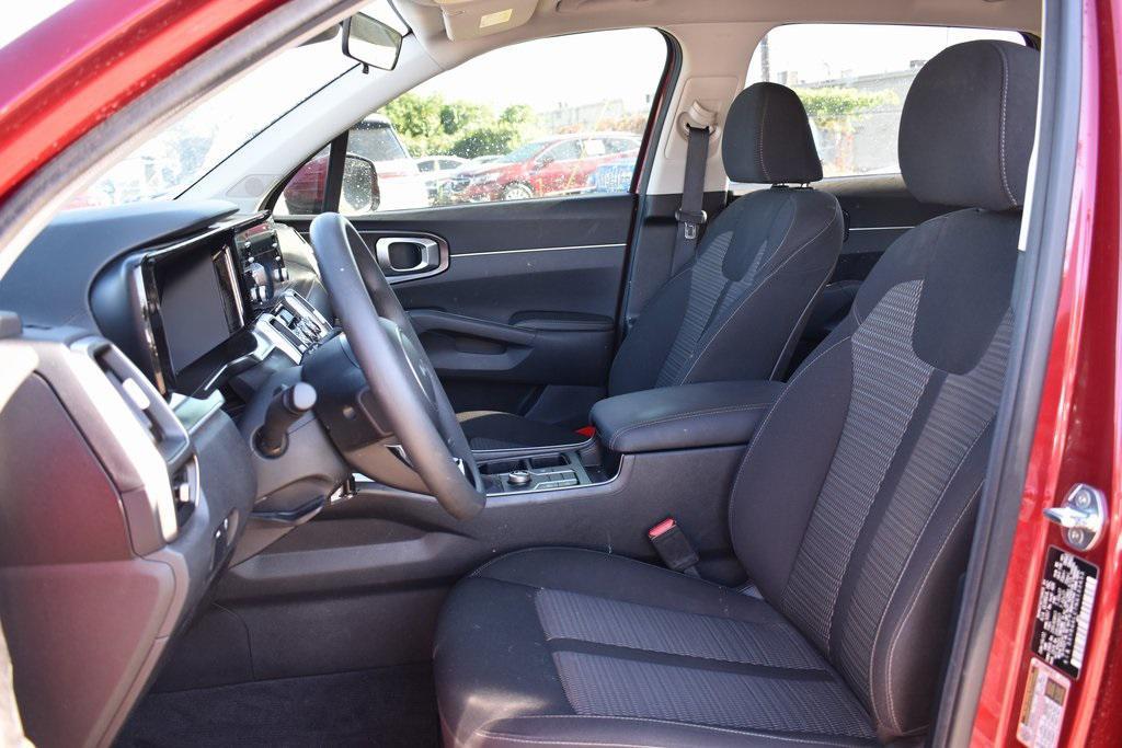 used 2022 Kia Sorento car, priced at $24,080