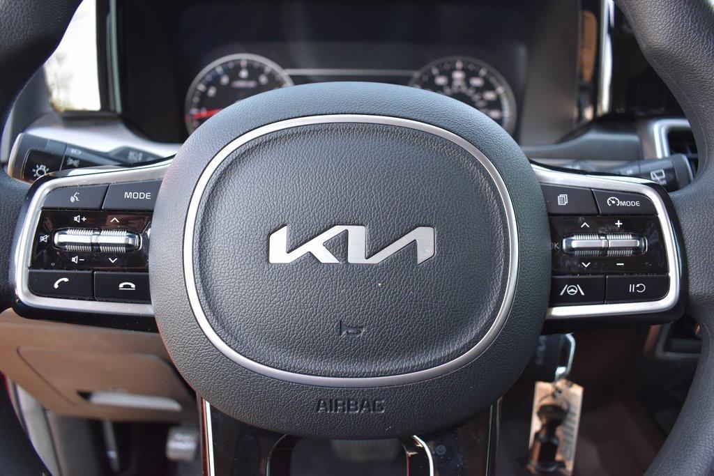 used 2022 Kia Sorento car, priced at $24,080