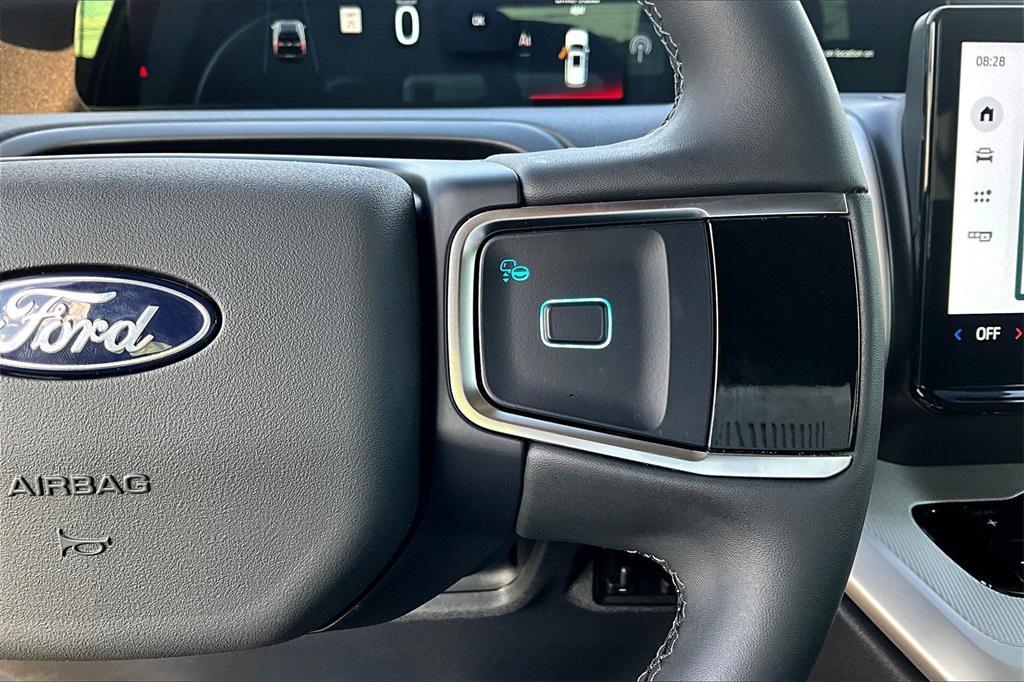 new 2025 Ford Expedition car, priced at $64,107