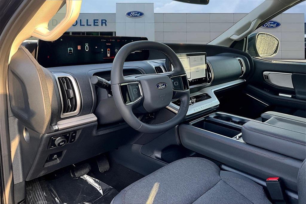 new 2025 Ford Expedition car, priced at $64,107