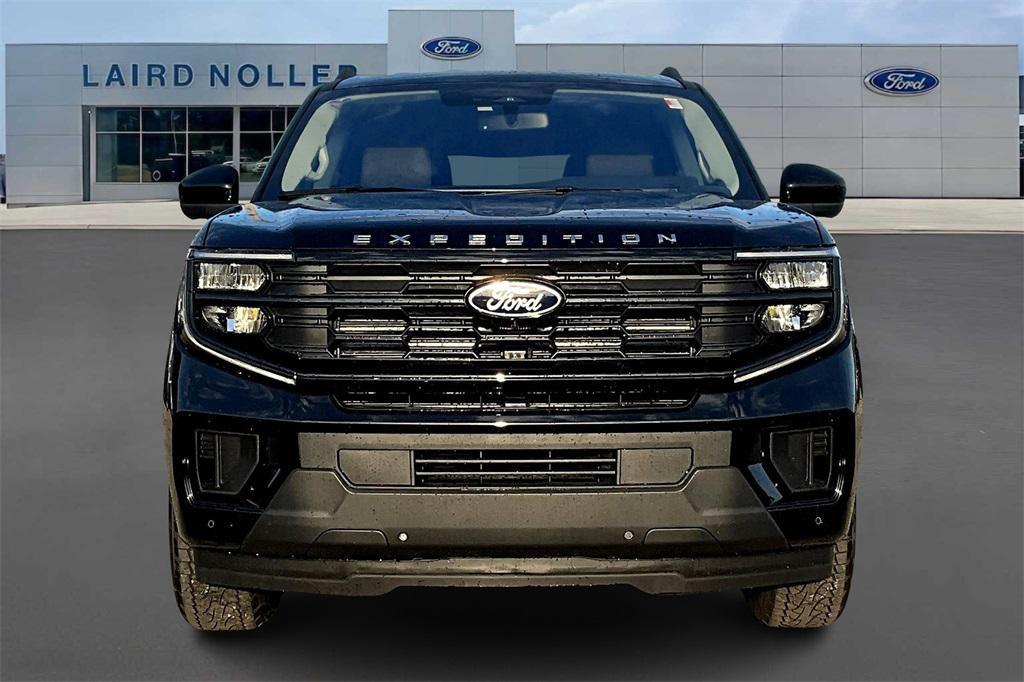 new 2025 Ford Expedition car, priced at $64,107