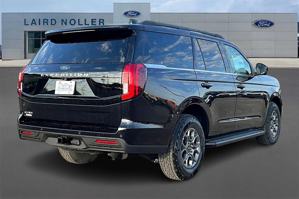 new 2025 Ford Expedition car, priced at $64,107