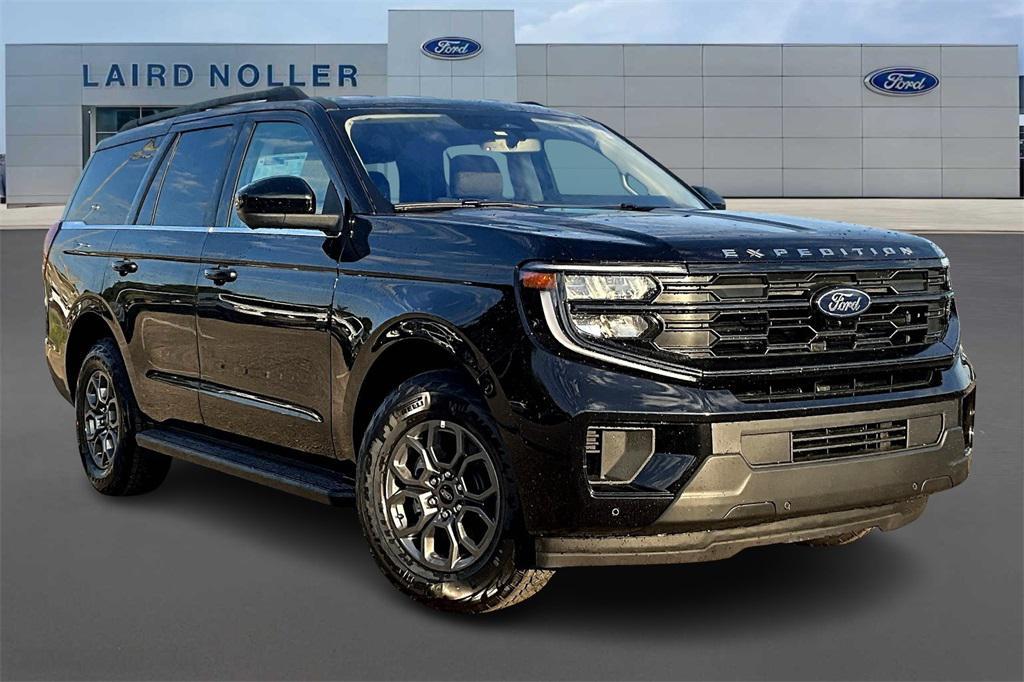 new 2025 Ford Expedition car, priced at $64,107