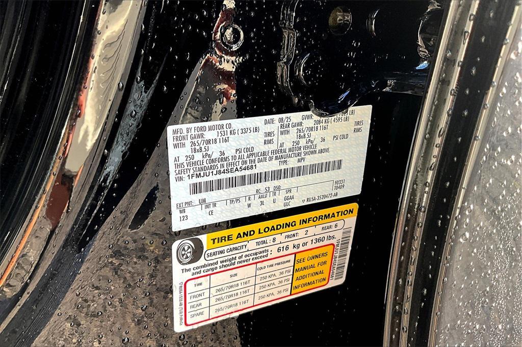 new 2025 Ford Expedition car, priced at $64,107