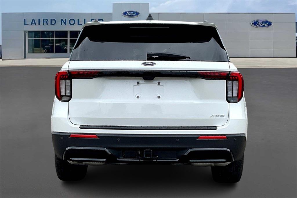 new 2025 Ford Explorer car, priced at $49,821