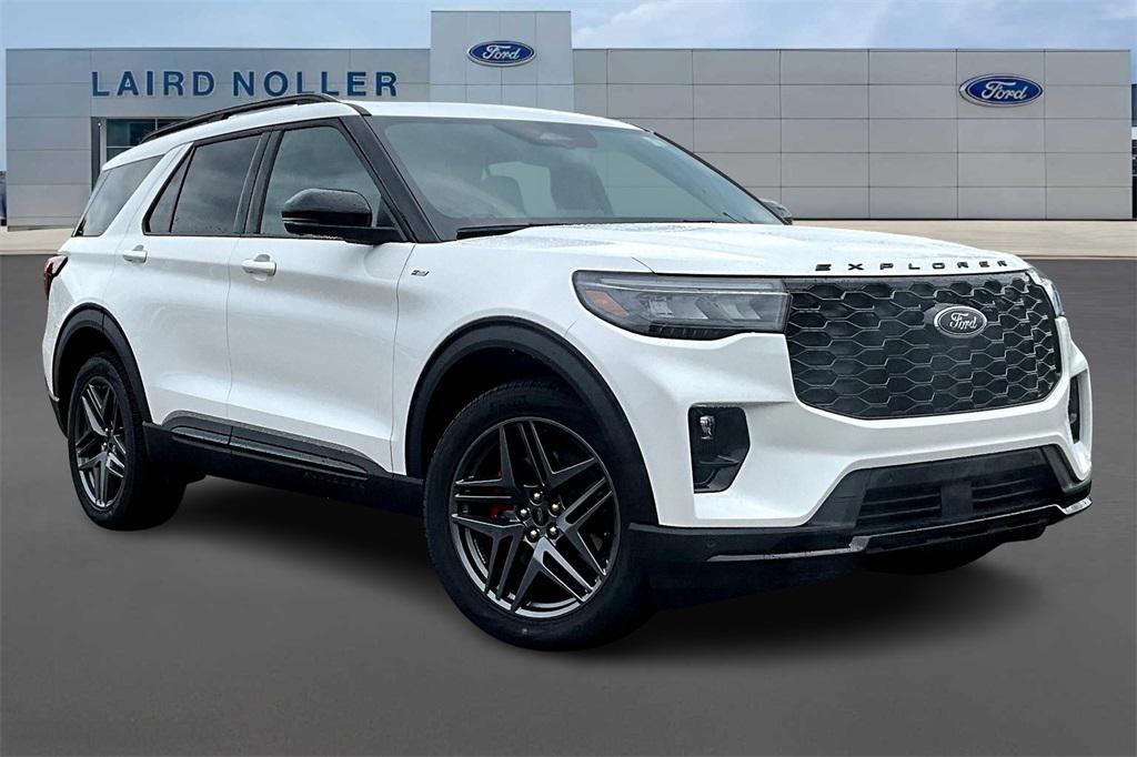 new 2025 Ford Explorer car, priced at $49,821