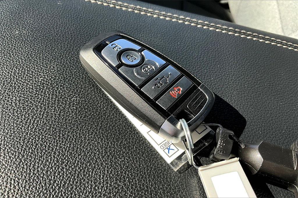 used 2022 Ford F-150 car, priced at $38,324