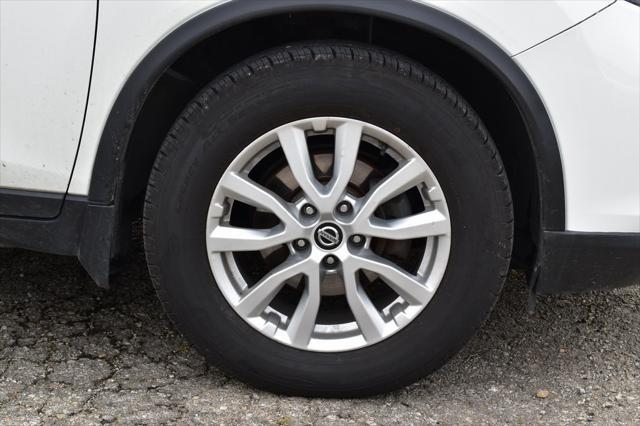 used 2019 Nissan Rogue car, priced at $13,079