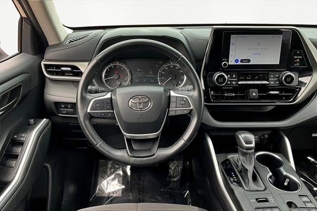 used 2023 Toyota Highlander car, priced at $33,148