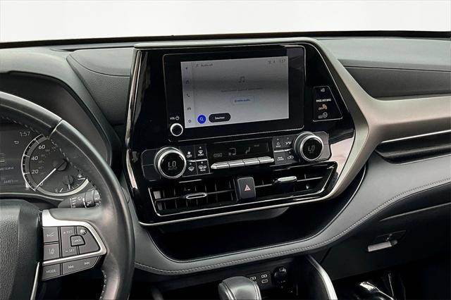 used 2023 Toyota Highlander car, priced at $33,148