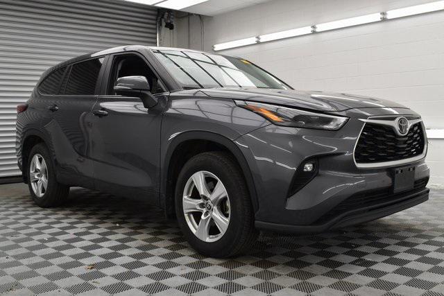 used 2023 Toyota Highlander car, priced at $33,753