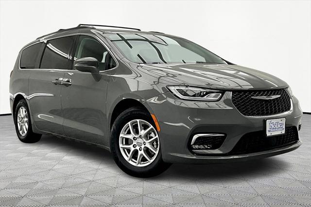 used 2022 Chrysler Pacifica car, priced at $20,837
