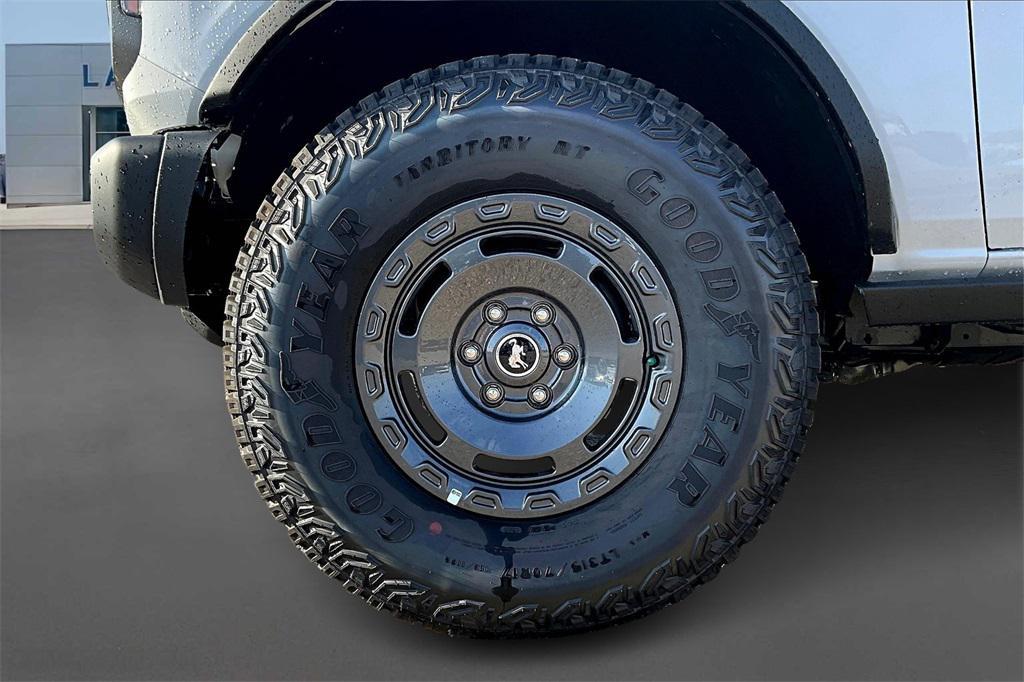 new 2025 Ford Bronco car, priced at $61,417