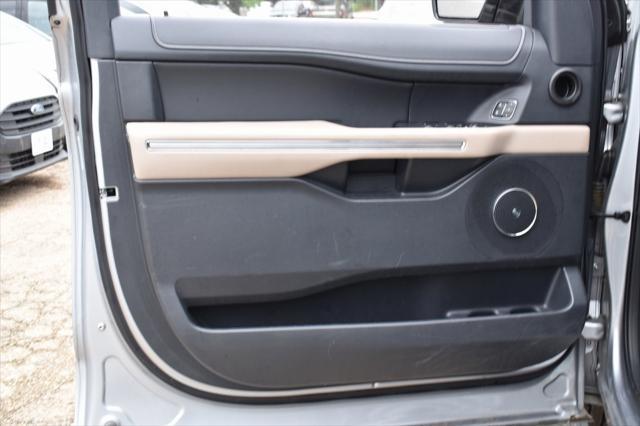 used 2023 Ford Expedition car, priced at $48,608