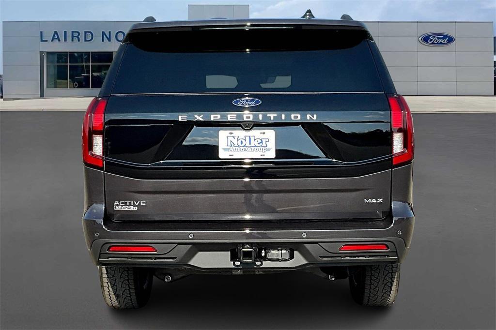 new 2025 Ford Expedition Max car, priced at $71,823