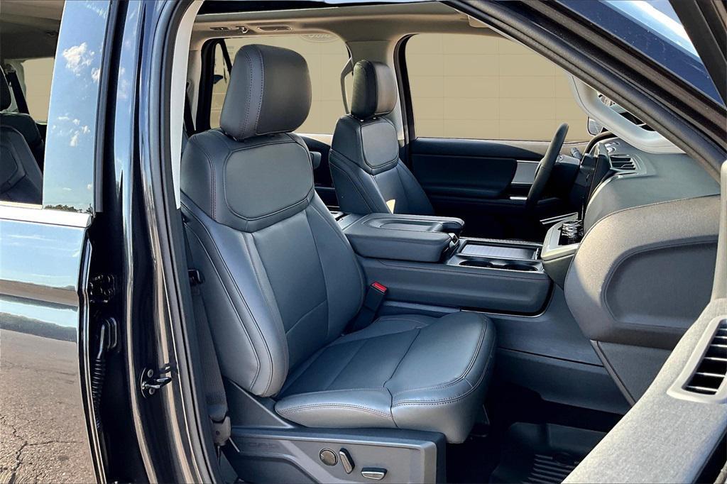 new 2025 Ford Expedition Max car, priced at $71,823