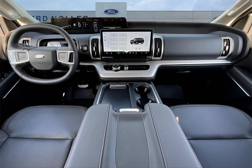 new 2025 Ford Expedition Max car, priced at $71,823