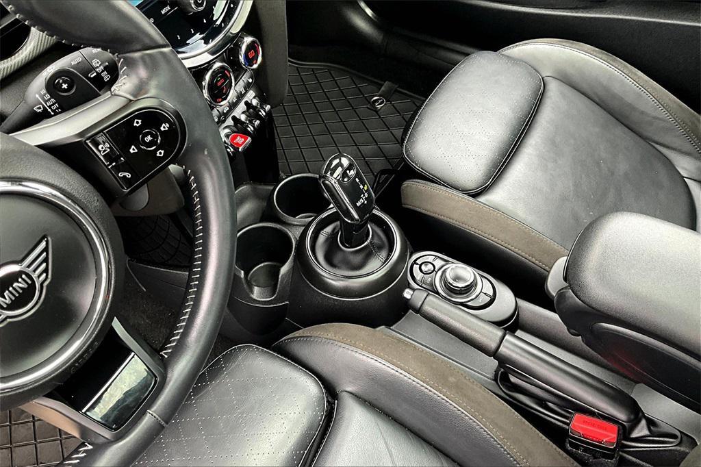 used 2022 MINI Hardtop car, priced at $26,403