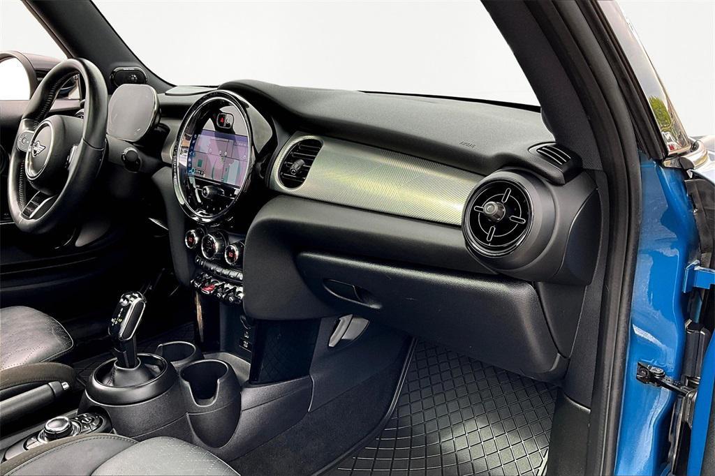 used 2022 MINI Hardtop car, priced at $26,403