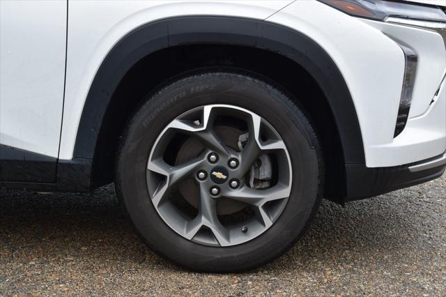 used 2024 Chevrolet Trax car, priced at $22,859