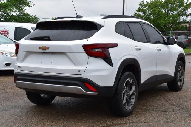 used 2024 Chevrolet Trax car, priced at $22,859