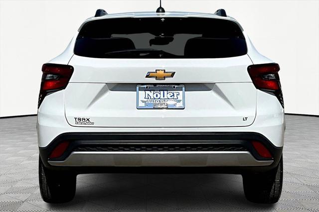 used 2024 Chevrolet Trax car, priced at $22,231