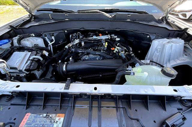 new 2025 Ford Explorer car, priced at $45,108