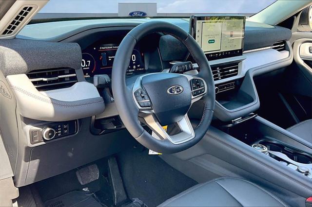 new 2025 Ford Explorer car, priced at $45,108