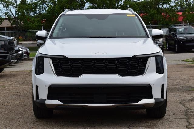 used 2024 Kia Sorento car, priced at $28,699