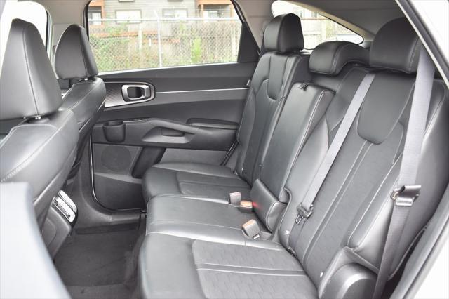 used 2024 Kia Sorento car, priced at $28,699