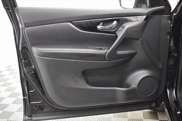 used 2022 Nissan Rogue Sport car, priced at $23,345