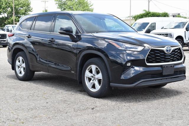 used 2021 Toyota Highlander Hybrid car, priced at $34,466