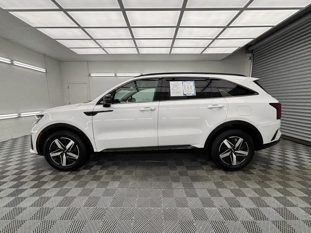 used 2021 Kia Sorento car, priced at $22,847