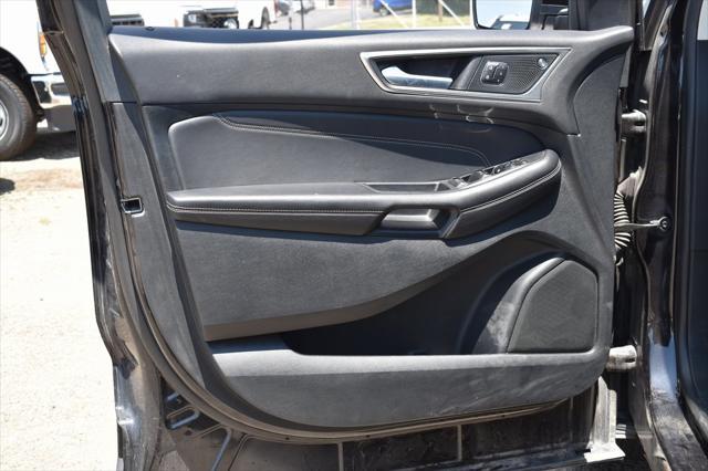 used 2024 Ford Edge car, priced at $31,298