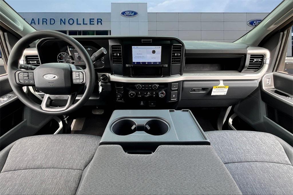 new 2025 Ford F-350 car, priced at $55,526