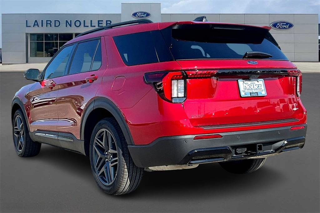 new 2025 Ford Explorer car, priced at $51,556
