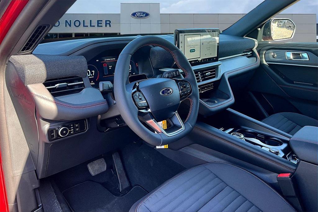 new 2025 Ford Explorer car, priced at $51,556