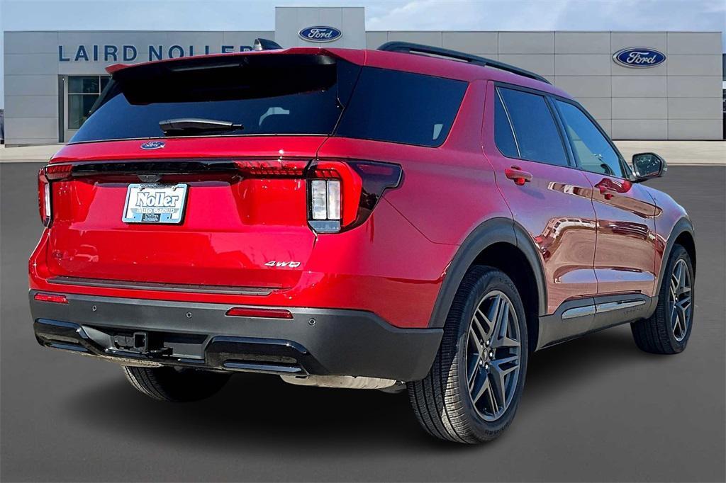new 2025 Ford Explorer car, priced at $51,556