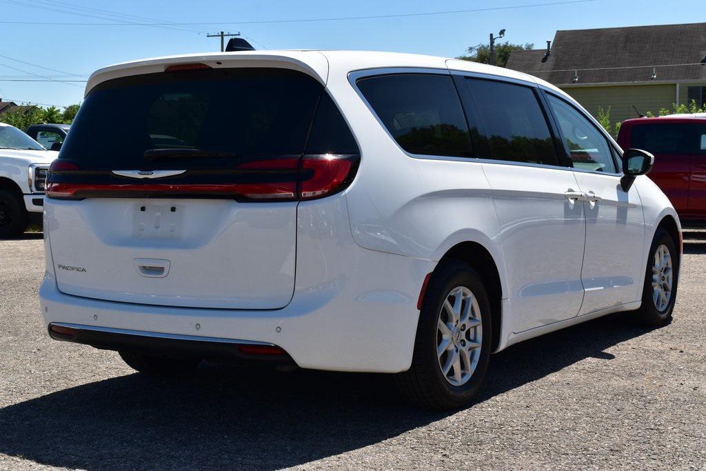 used 2023 Chrysler Pacifica car, priced at $22,885