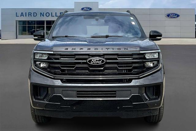 new 2025 Ford Expedition Max car, priced at $82,293