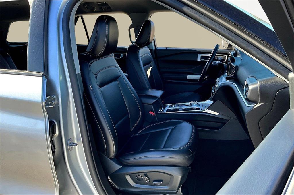 used 2022 Ford Explorer car, priced at $31,301