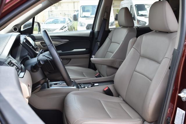 used 2022 Honda Pilot car, priced at $32,031