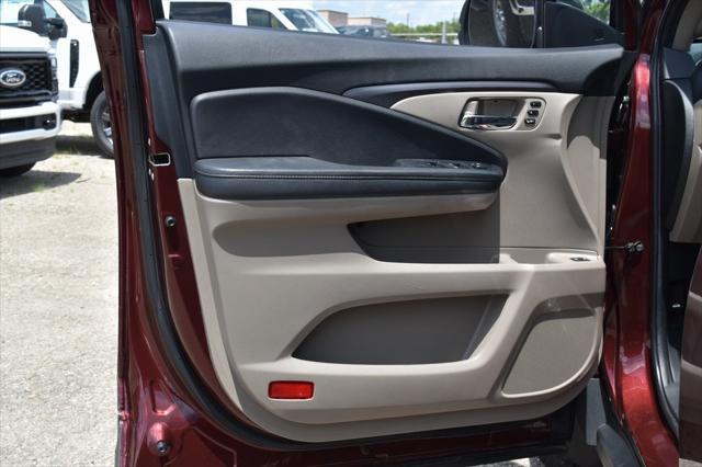 used 2022 Honda Pilot car, priced at $32,031