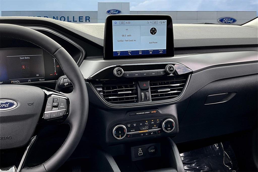 new 2025 Ford Escape car, priced at $25,999