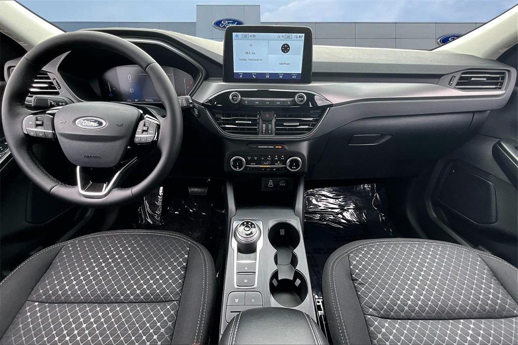 new 2025 Ford Escape car, priced at $25,999