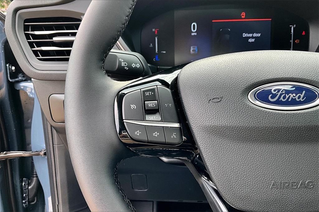 new 2025 Ford Escape car, priced at $25,999