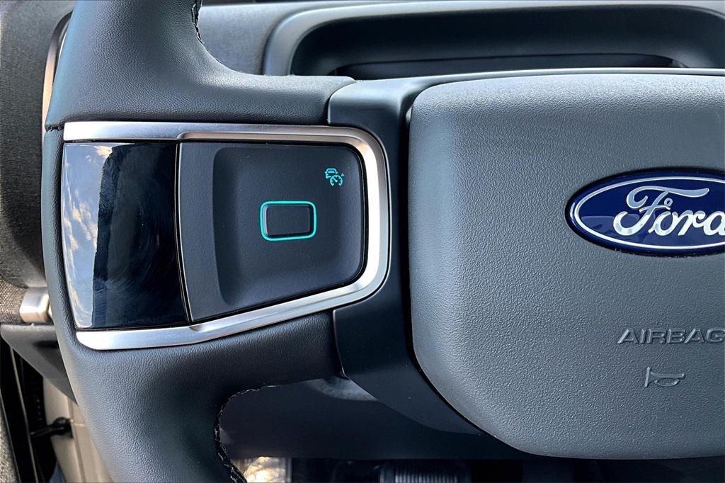 new 2025 Ford Expedition car, priced at $64,328